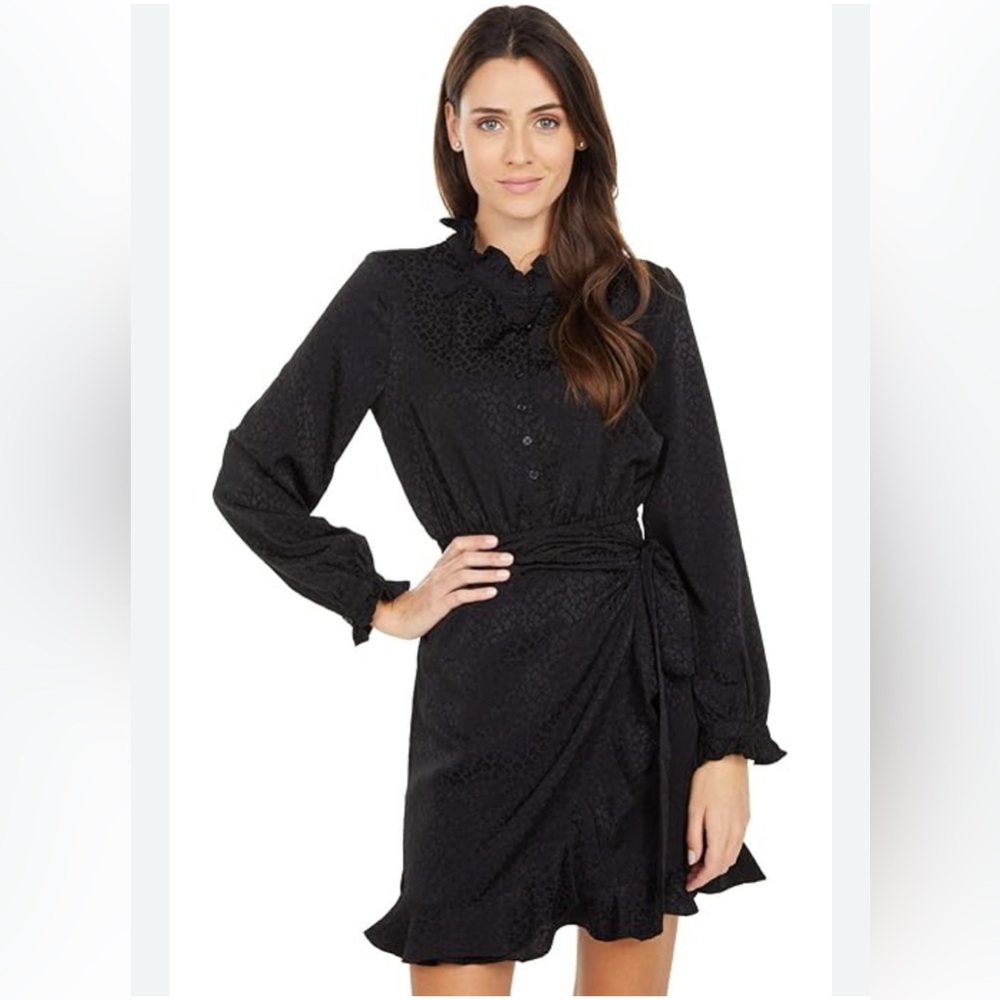 LILLY PULITZER ABRIANA DRESS
ONYX PETITE LEOPARD JACQUARD
Size 2